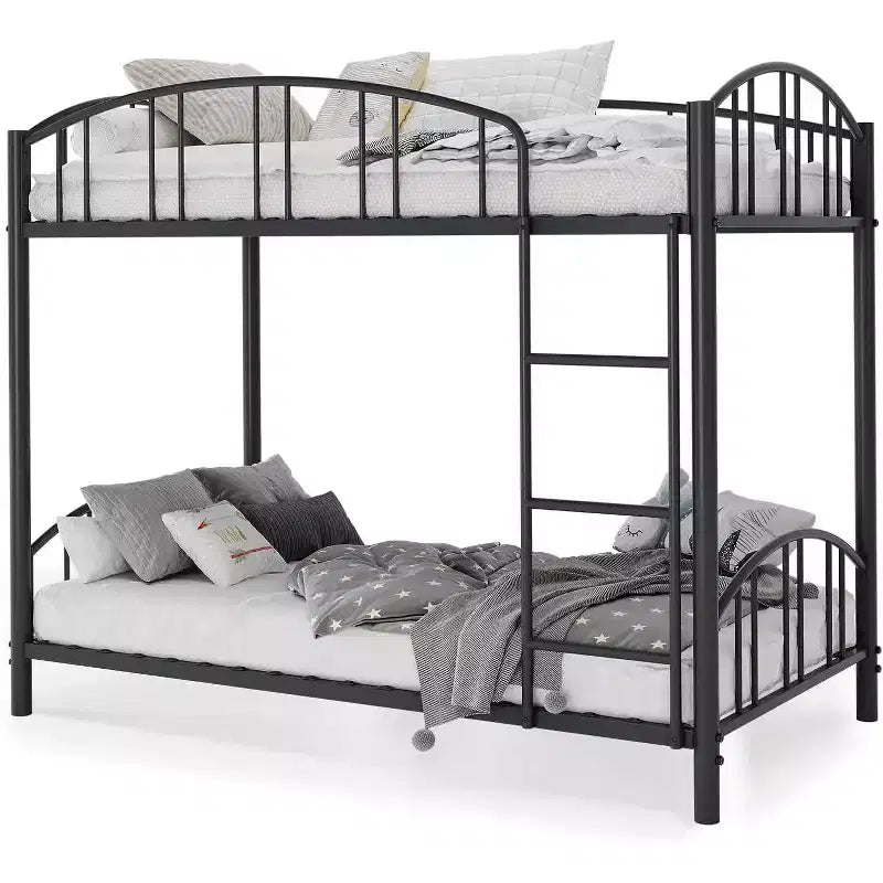 Lit superposé en métal une place sur une place, cadre robuste avec barrières de sécurité arquées et échelle, conception en acier solide pour enfants, aucun sommier tapissier requis.