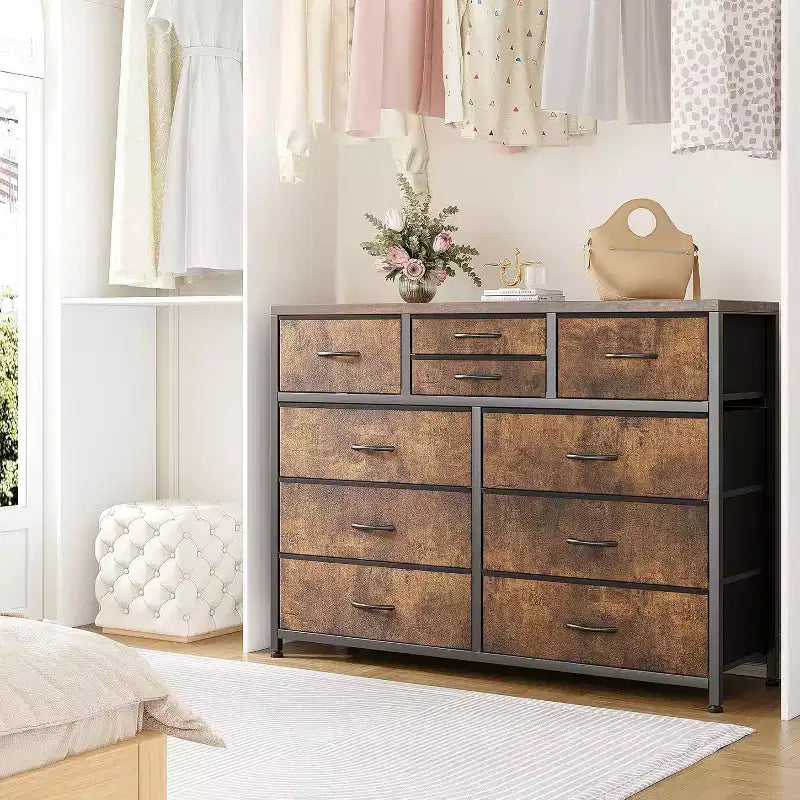 Commode à 10 tiroirs, Meuble TV pour téléviseurs 55", Cadre en acier et plateau en bois, Rangement pour chambre et salon